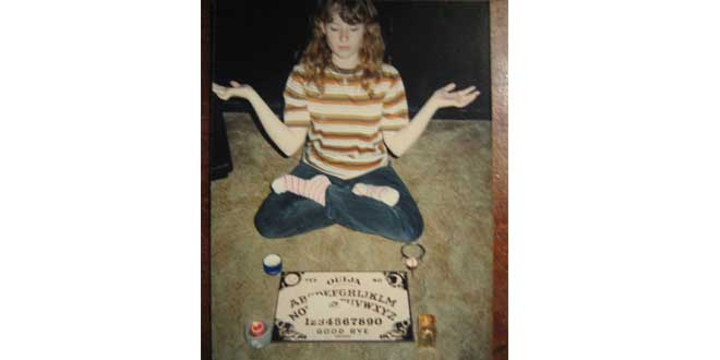 chica ouija